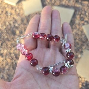 Elegant Pink and Silver Beaded Bracelet